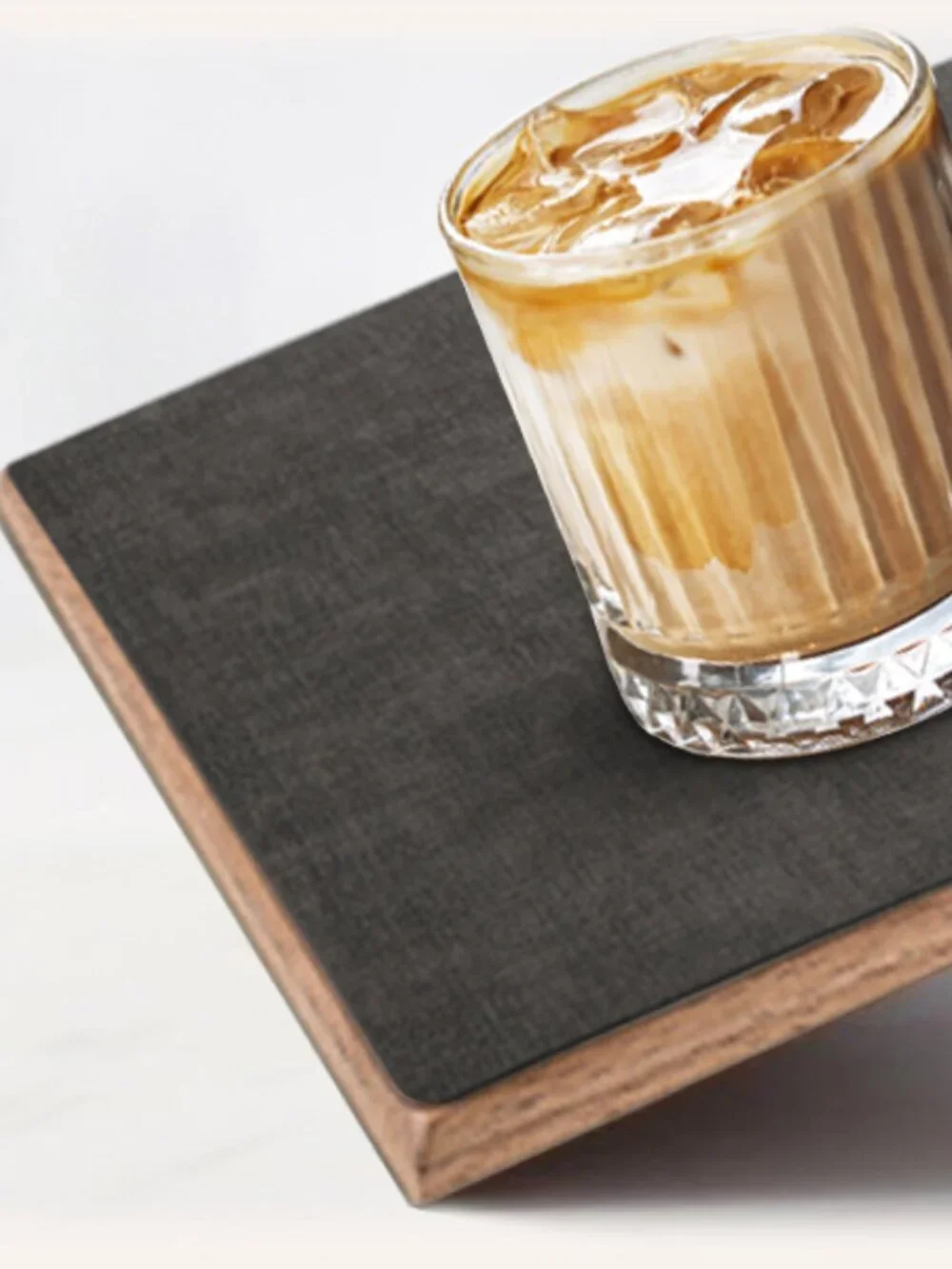 Faux Leather Placemat Set of 6 Double-Sided Waterproof Washable 17